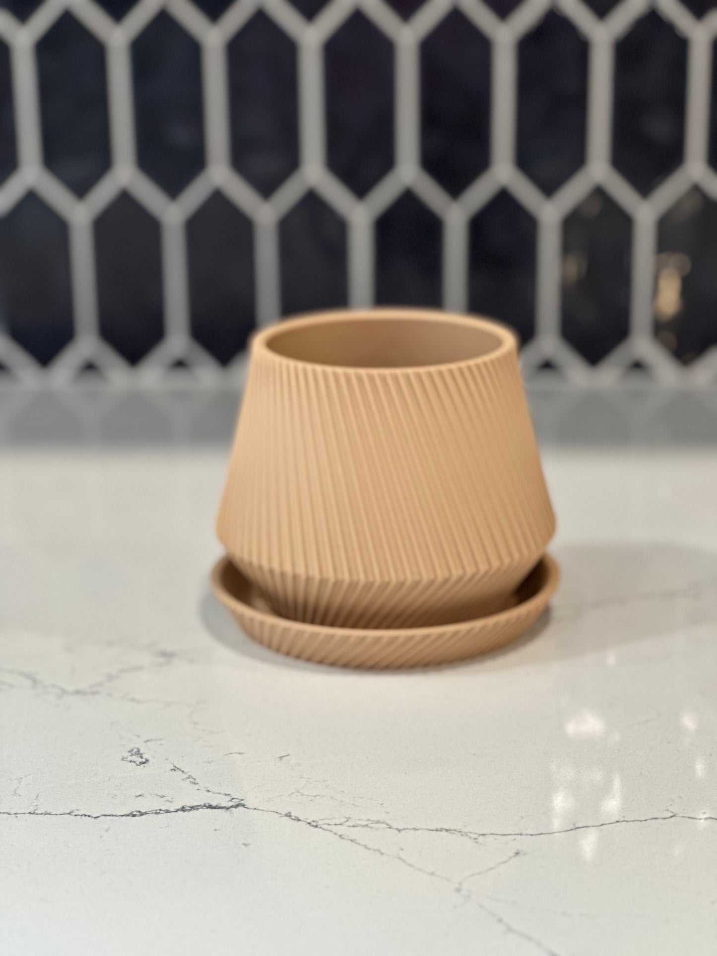 Arcadia Mid-Century Planter