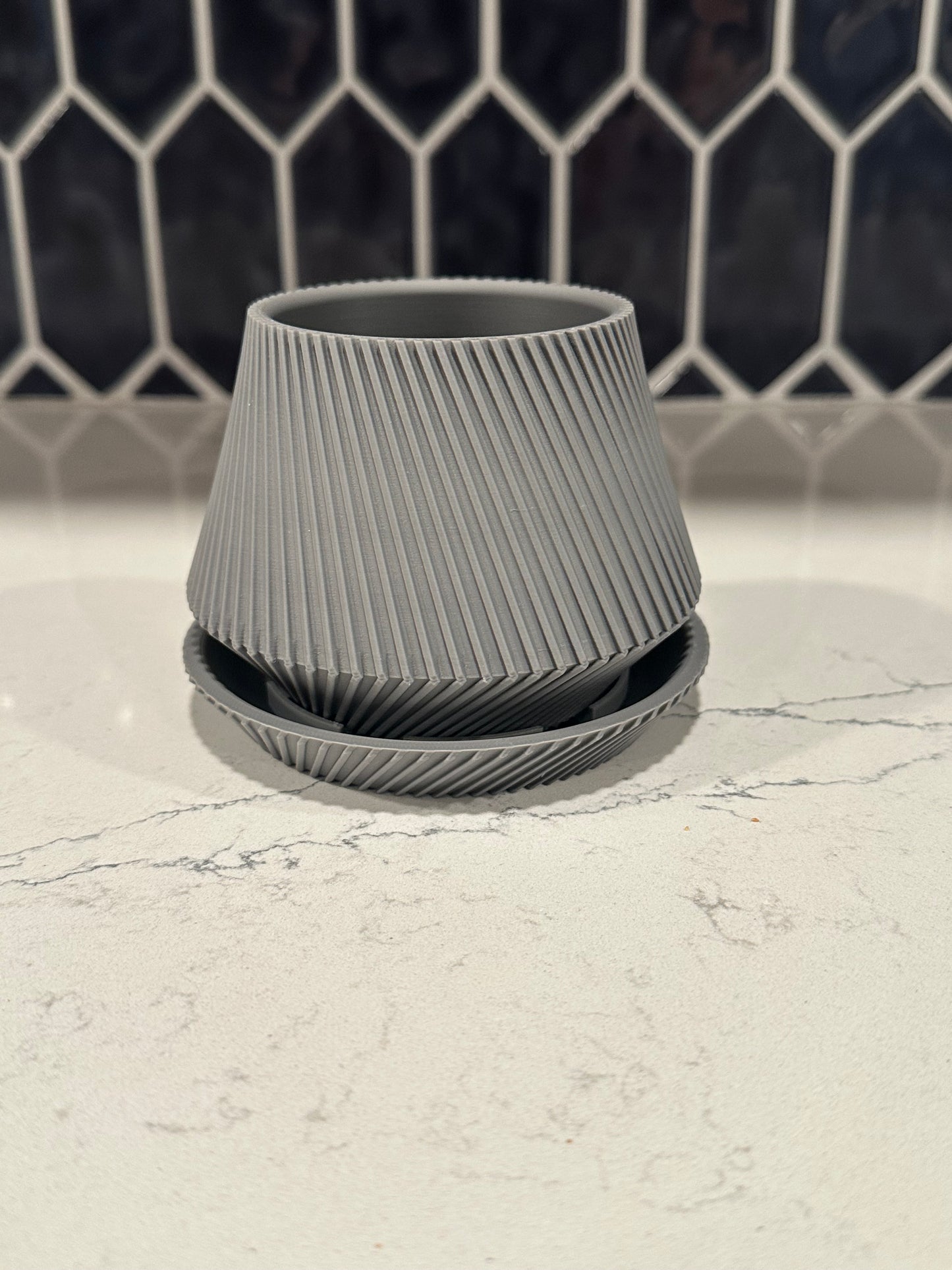 Arcadia Mid-Century Planter