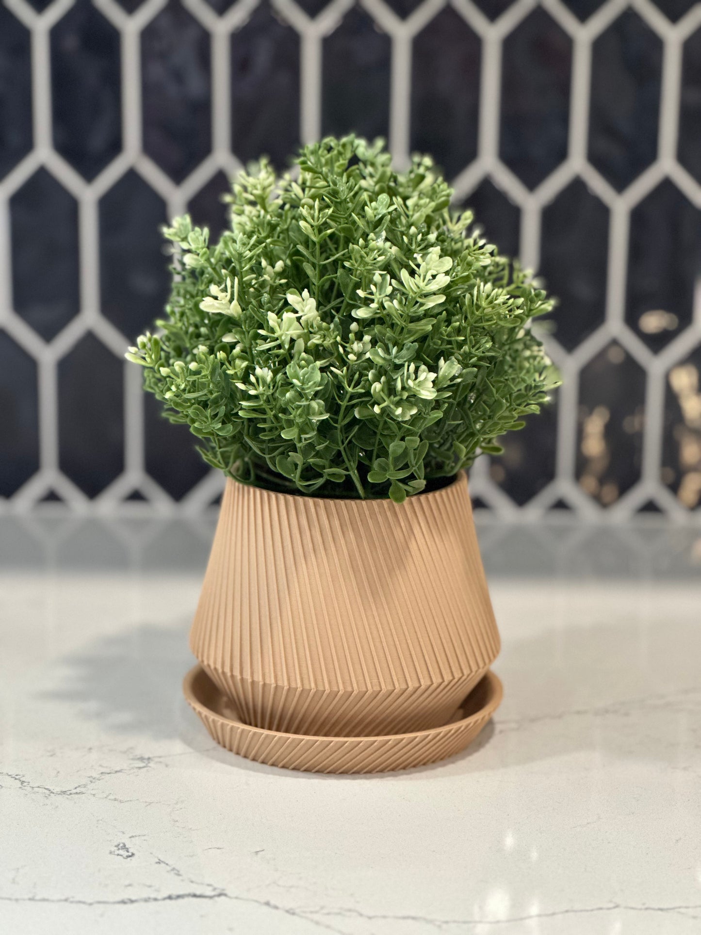 Arcadia Mid-Century Planter