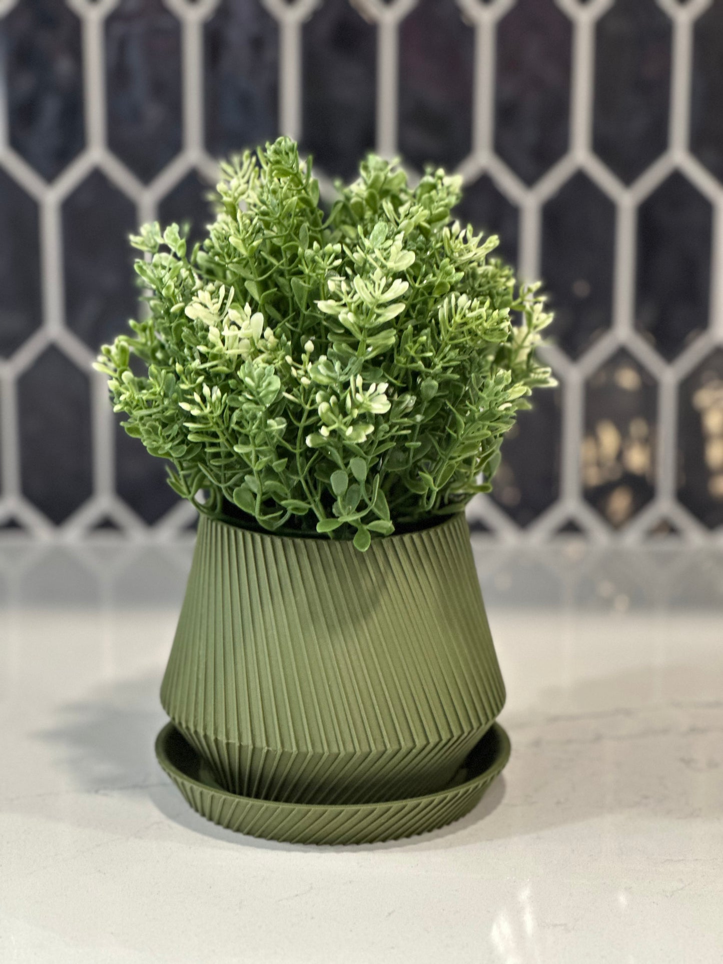 Arcadia Mid-Century Planter