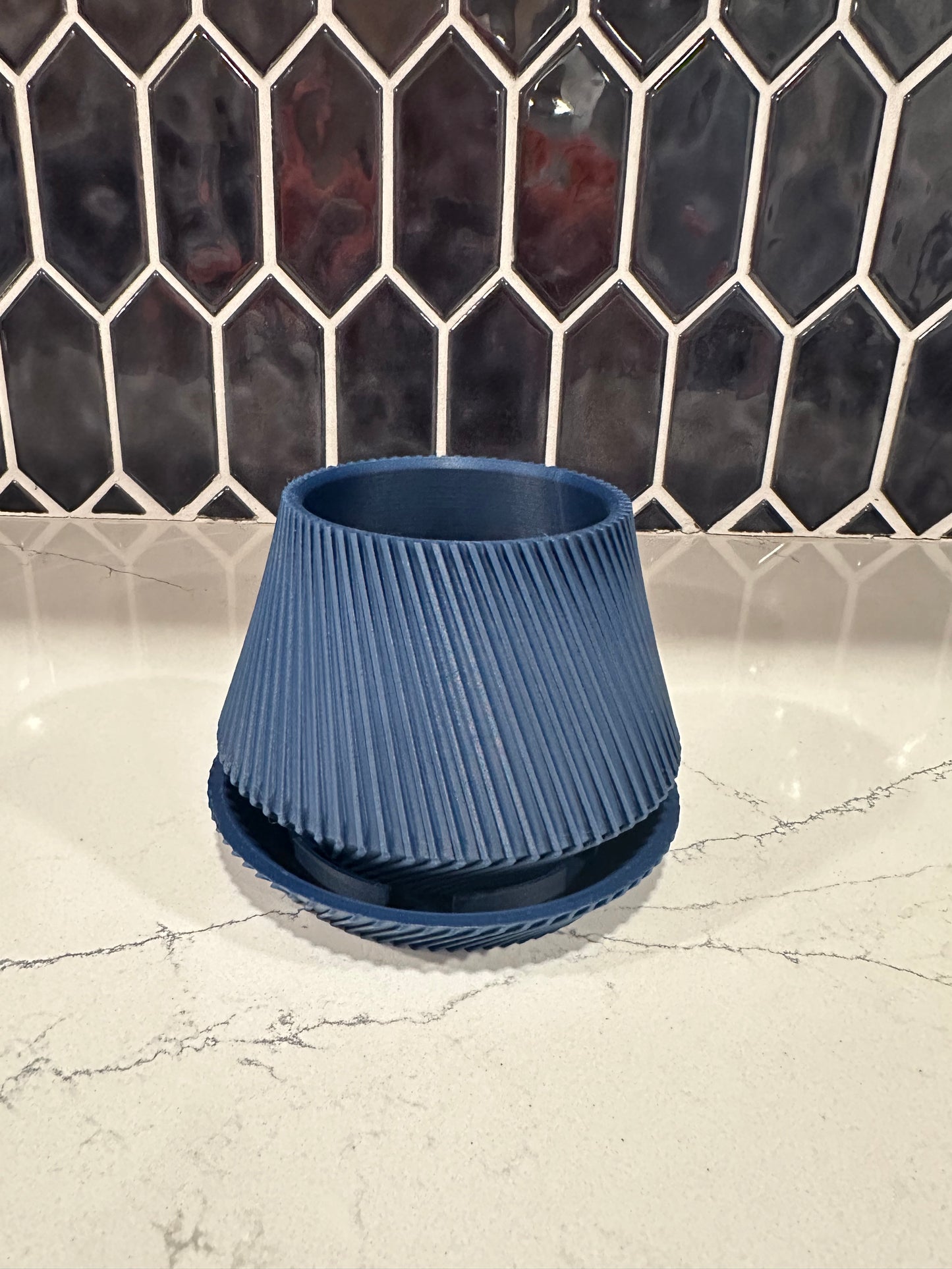 Arcadia Mid-Century Planter